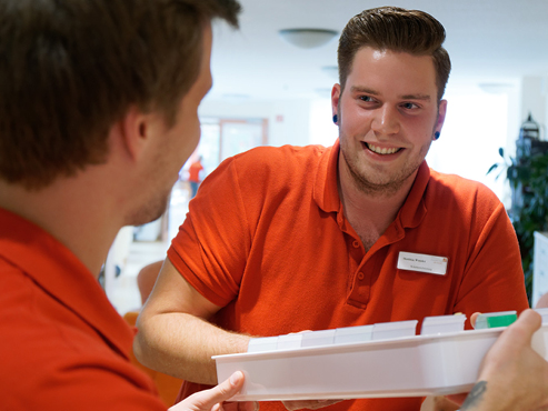 EIN TOLLES TEAM WARTET AUF DICH EIN TOLLES TEAM WARTET AUF DICH
